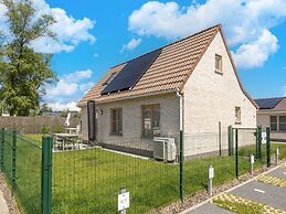 Cozy Holiday Home on the Westhinder Domain