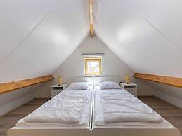 Cozy Holiday Home on the Westhinder Domain