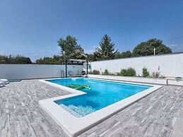 Villa Barbara Comfortable Holiday Residence