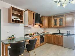 Villa Barbara Comfortable Holiday Residence