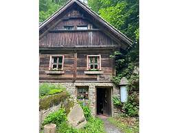 The Holler Comfortable Holiday Residence
