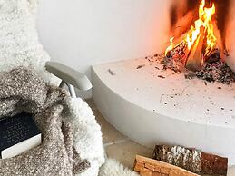 2 Person Holiday Home in Bello-by Traum