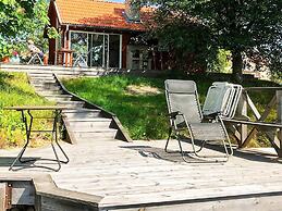 2 Person Holiday Home in Bello-by Traum