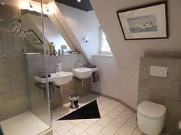 15 Bohler Brise Modern Retreat