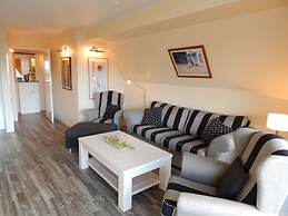 15 Bohler Brise Modern Retreat