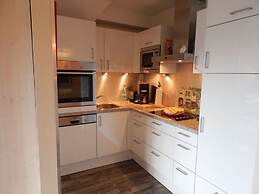 15 Bohler Brise Modern Retreat