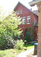 The Large Holiday Apartment