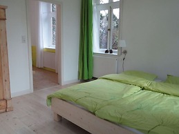 The Large Holiday Apartment