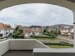 Cosy Nook Apartment in a Historical Villa