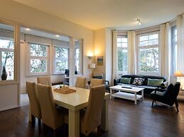 Cosy Nook Apartment in a Historical Villa