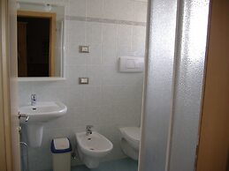 Belvilla by OYO Le Plejadi Quadri Otto