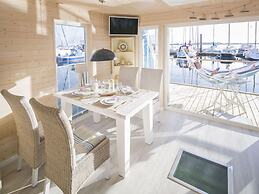 Antje Frieda Comfortable Holiday Residence