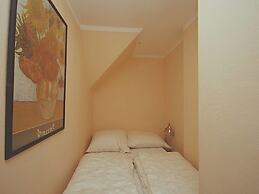 On the old River Modern Retreat