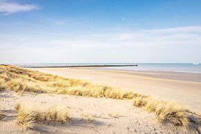 Apartment in Nieuwpoort With sea View