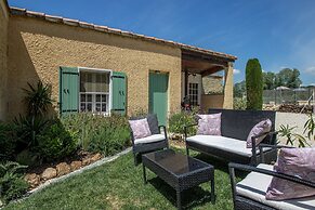 Holiday Home With Shared Pool in Luberon