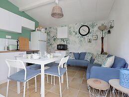 Holiday Home With Shared Pool in Luberon