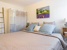 Holiday Home With Shared Pool in Luberon