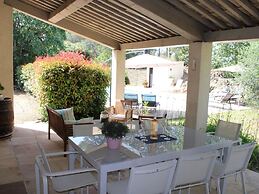 Magnificent Holiday Home With Pool