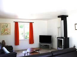 Magnificent Holiday Home With Pool