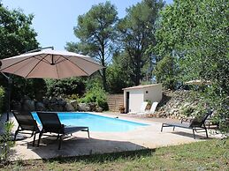 Magnificent Holiday Home With Pool