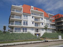Apartment in Nieuwpoort With Terrace