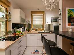 Sunshine Comfortable Holiday Residence