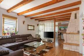 Sunshine Comfortable Holiday Residence