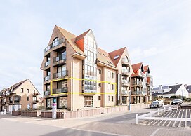 Apartment in Koksijde With Sea View