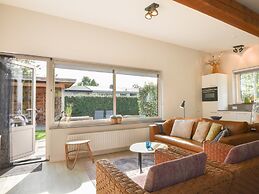 Beachside Holiday Home in Kamperland With Garden