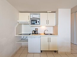 Spacious Apartment With sea View