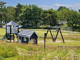 6 Person Holiday Home on a Holiday Park