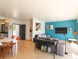 Inviting Holiday Home in Grimaud With Private Pool