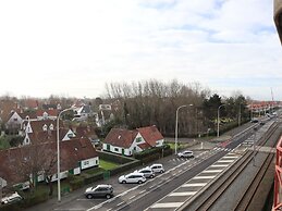 Apartment in Nieuwpoort With Garden