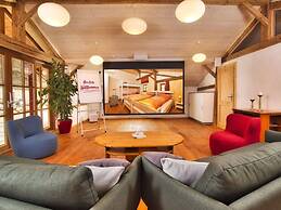 Oberprill Modern Retreat