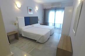 Apartment in Benalmadena Near Beach
