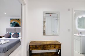 Modern 1 Bedroom Apartment - Camberley