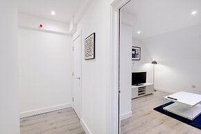 Modern 1 Bedroom Apartment - Camberley