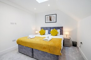 Modern 1 Bedroom Apartment - Camberley