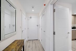 Modern 1 Bedroom Apartment - Camberley