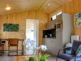 Comfortable Chalet With Combination Microwave Near the Veluwe