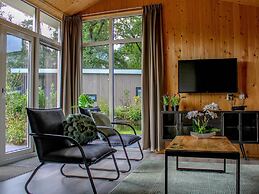 Comfortable Chalet With Combination Microwave Near the Veluwe