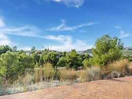 Belvilla by OYO Villa Candy With Private Pool