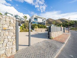 Belvilla by OYO Villa Candy With Private Pool