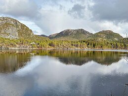 4 Person Holiday Home in Lysoysundet