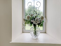 Charming Cottage in Prayssac With Private Pool