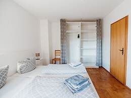 Sterkrade 2 Comfortable Holiday Residence