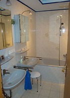 Holiday Apartment 1S oak Grove