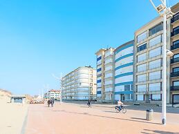 Vitalo 502 Apartment on the Beach of Koksijde