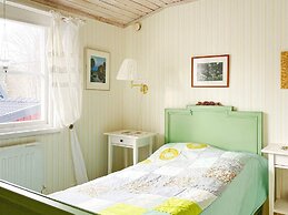 4 Star Holiday Home in Grisslehamn-by Traum