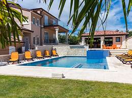 Istra Kamen Comfortable Holiday Residence